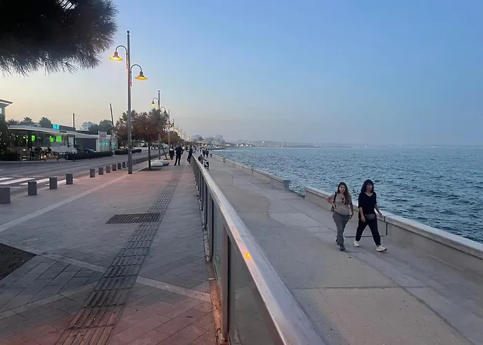 Charming & Comfy 2 Minutes To Mackenzie & 5 Minutes To Airport, Close To Restaurants & Center Apartman *